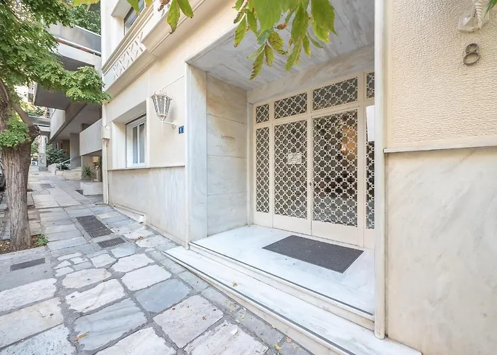 Luxurious Apartment In Kolonaki, Peridot -Homes
